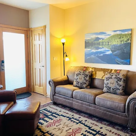 Horsetooth Peak 26C Condo